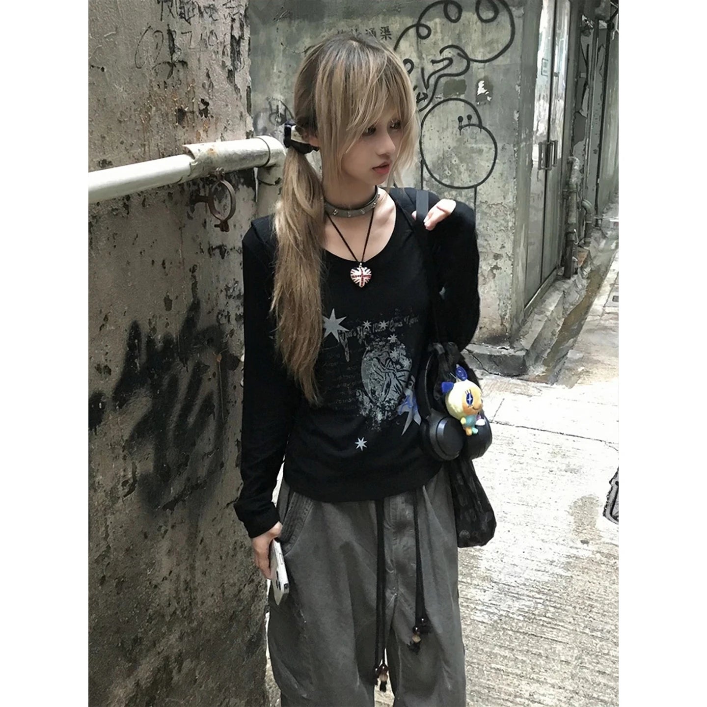 Cathy Dollette Gothic Graphic Top Long Sleeve Black Print   Japanese 2000s  Grunge Top