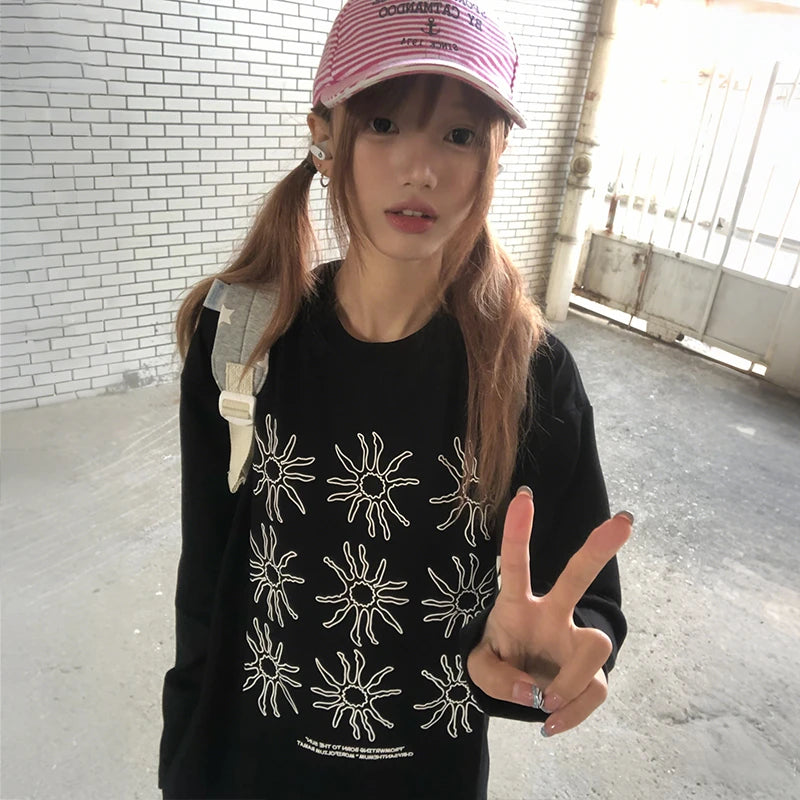 Cathy Dollette Japanese  Sunflower Print  2000s Style Long Sleeve Black T Shirt Vintage Harajuku Loose Streetwear American
