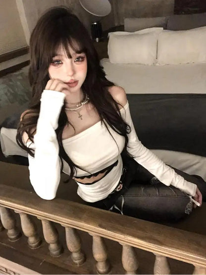 Cathy Dollette Backless Graphic T Shirts 2000s Japanese  Long Sleeve Skinny Off Shoulder Crop TopGothic Print Gaphic TopTee
