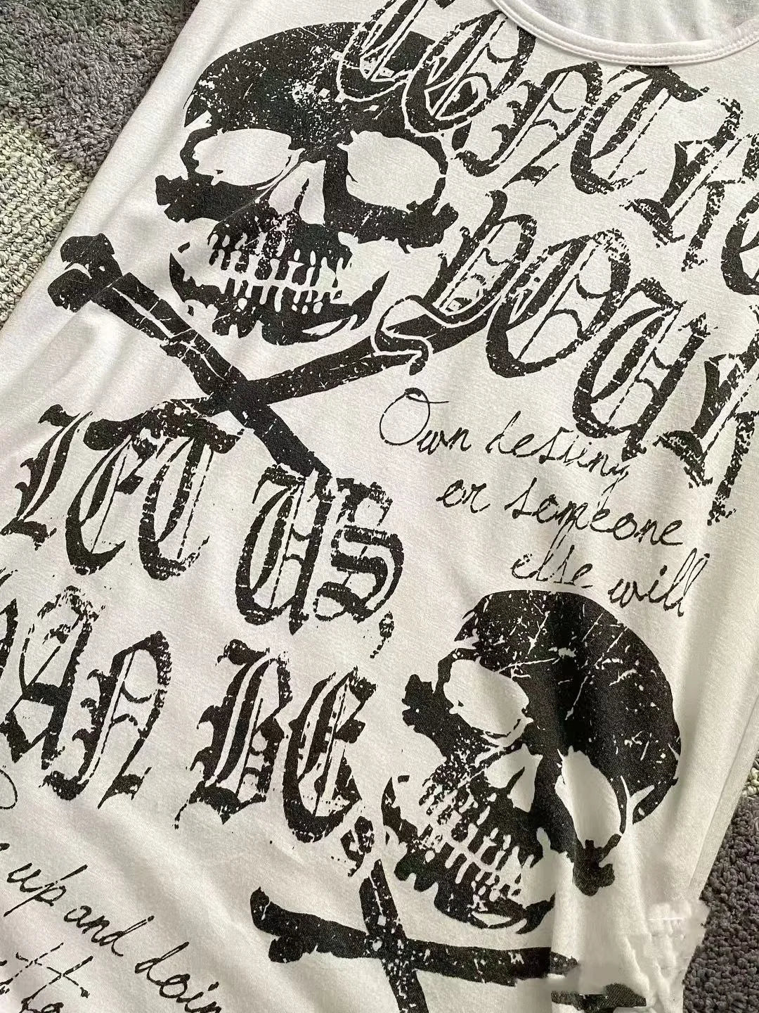 Cathy Dollette Grunge s Skull Print  Japanese  Short Sleeve Tshirt Trashy 2000s Style Streetwear Gothic Punk Vintage