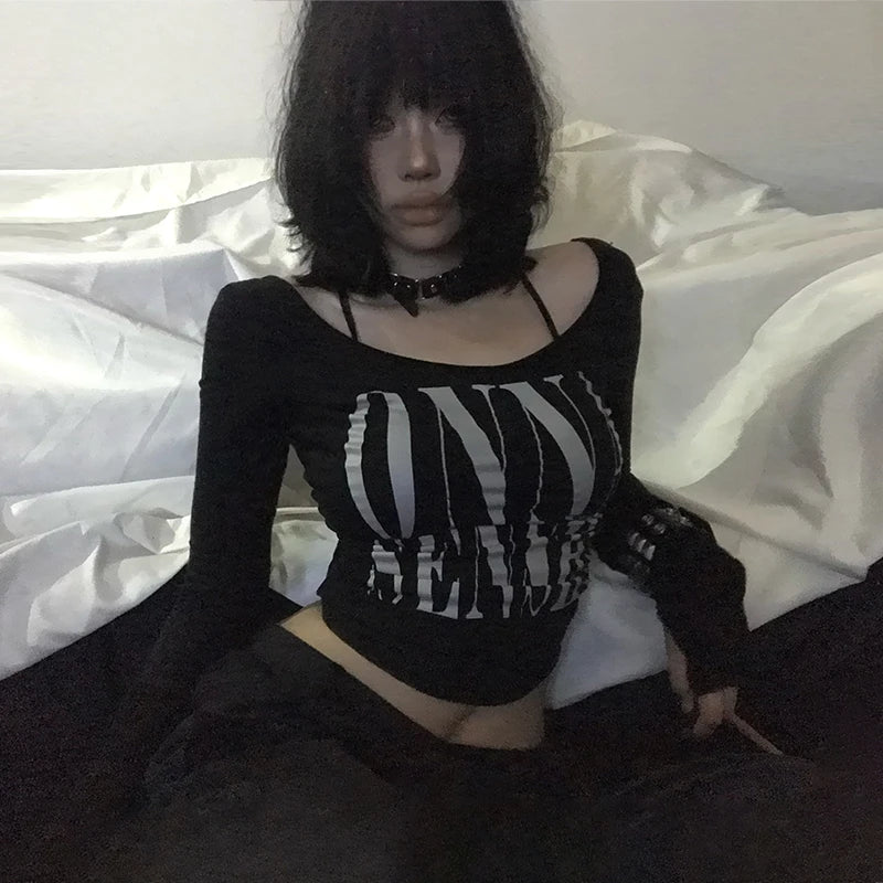 Cathy Dollette Grunge s Letter Print Crop Top Trashy  Style Long Sleeve  Gothic Black Irregular TopVintage Punk