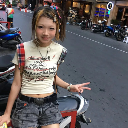 Cathy Dollette Japanese  Graffiti Print Crop Top Trashy 2000s Short Sleeve  Vintage Harajuku Slim Tee Shirt American Retro