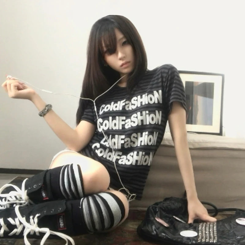 Cathy Dollette Short Sleeve Gray and Black Striped Top